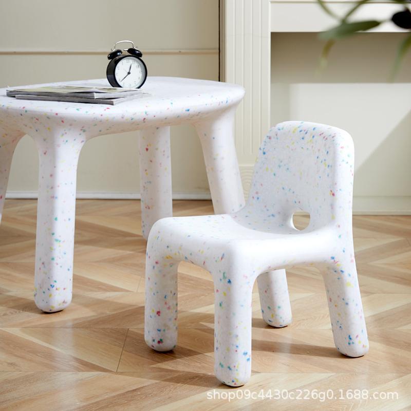 Silla Infantil de Plástico Eco - Kids Outdoor Chair reseña y precio